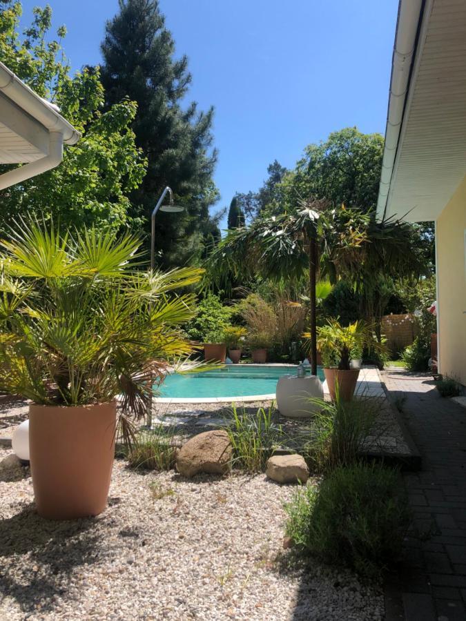 Apartment Tinyhouse Mit Pool, Outdoor Whirlpool Und Garten Petershagen-Eggersdorf ภายนอก รูปภาพ