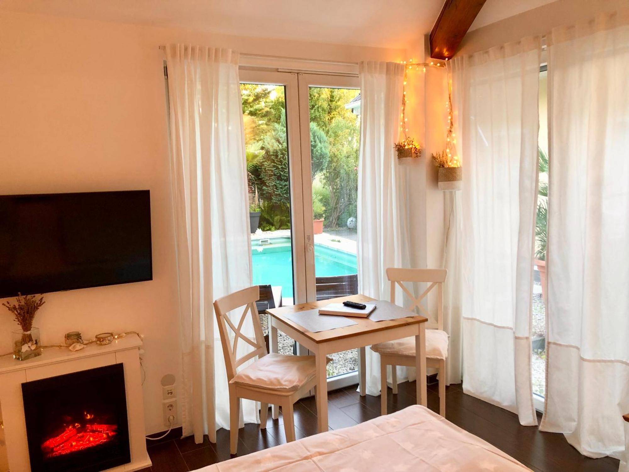 Apartment Tinyhouse Mit Pool, Outdoor Whirlpool Und Garten Petershagen-Eggersdorf ภายนอก รูปภาพ